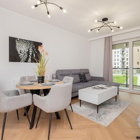Nowa Letnica Comfortable Apartments With Balcony & Parking Gdansk By Noclegi Renters 외부 사진